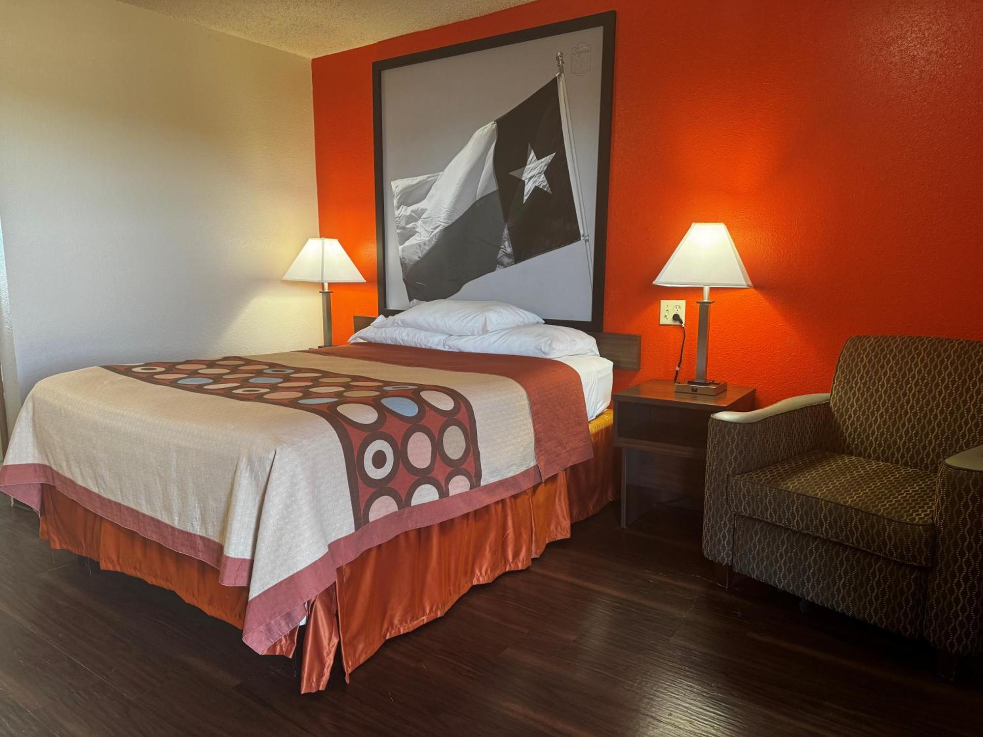 Super 8 By Wyndham Hotel Giddings